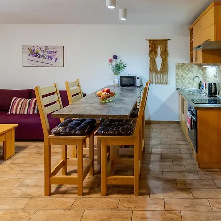 Skihouse Jasna * 데마노브스카돌리나