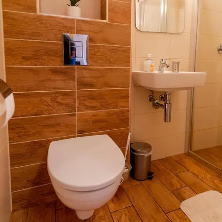 Skihouse Jasna * デマノブスカ・ドリーナ